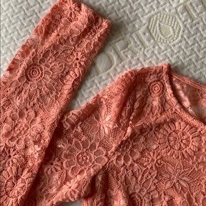 Forever 21 Tops - Long Sleeved Crop Top Forever 21 Tops - Long Sleeved Crop Top